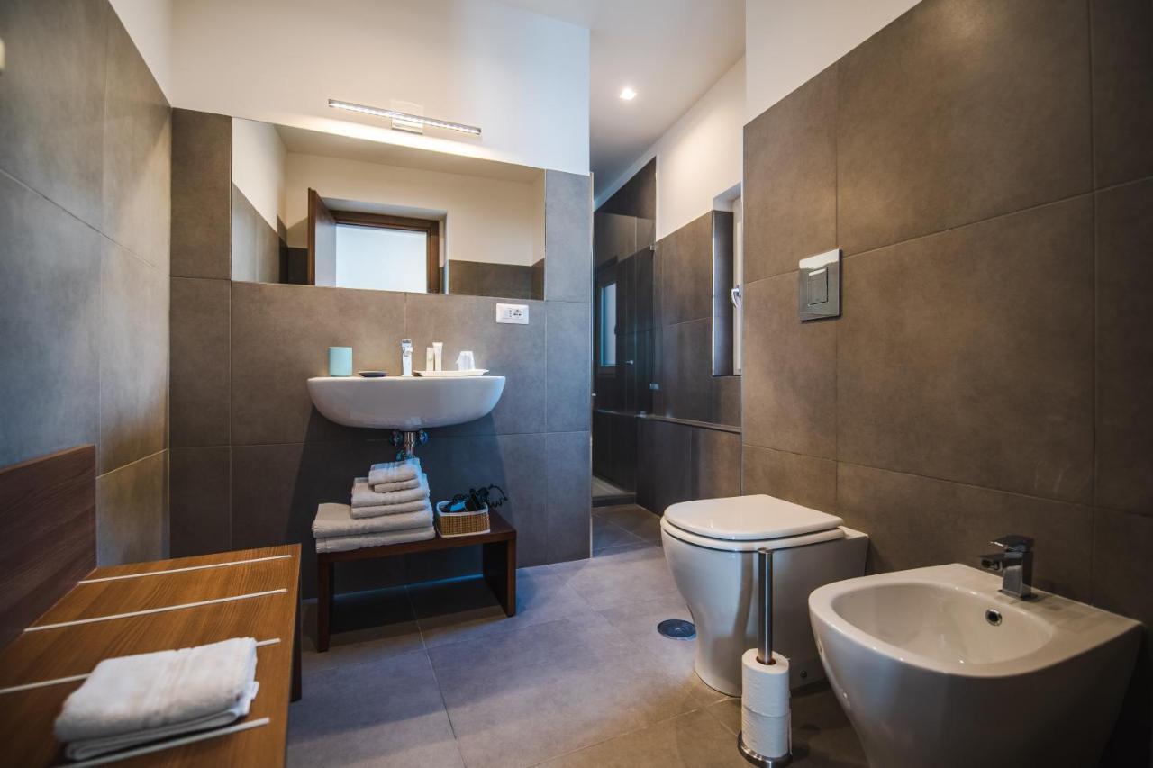 Arco Dei Pinto Bed & Breakfast Salerno Dış mekan fotoğraf