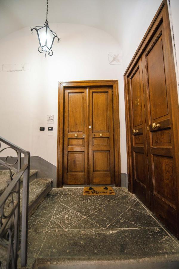 Arco Dei Pinto Bed & Breakfast Salerno Dış mekan fotoğraf