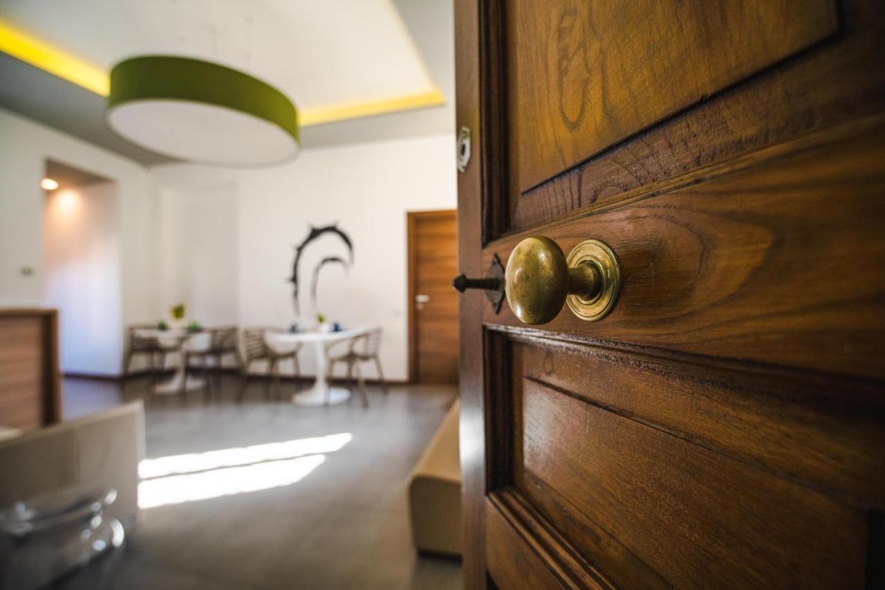 Arco Dei Pinto Bed & Breakfast Salerno Dış mekan fotoğraf