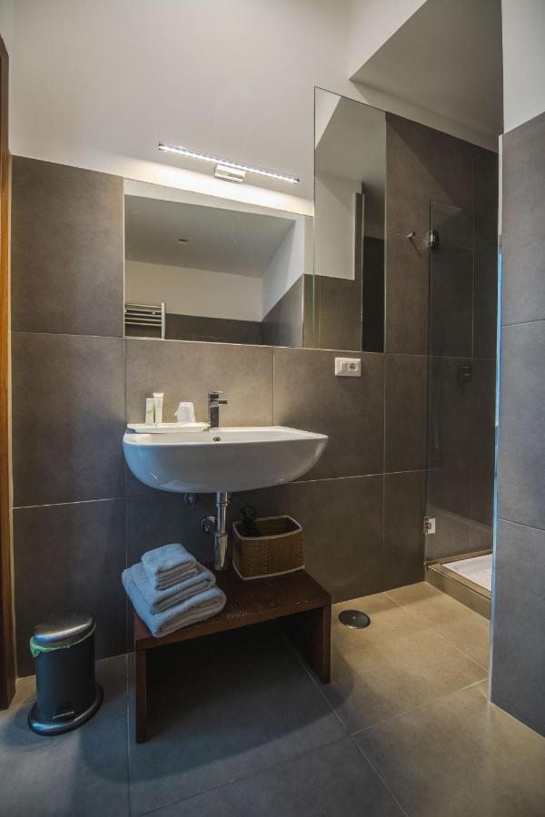 Arco Dei Pinto Bed & Breakfast Salerno Dış mekan fotoğraf