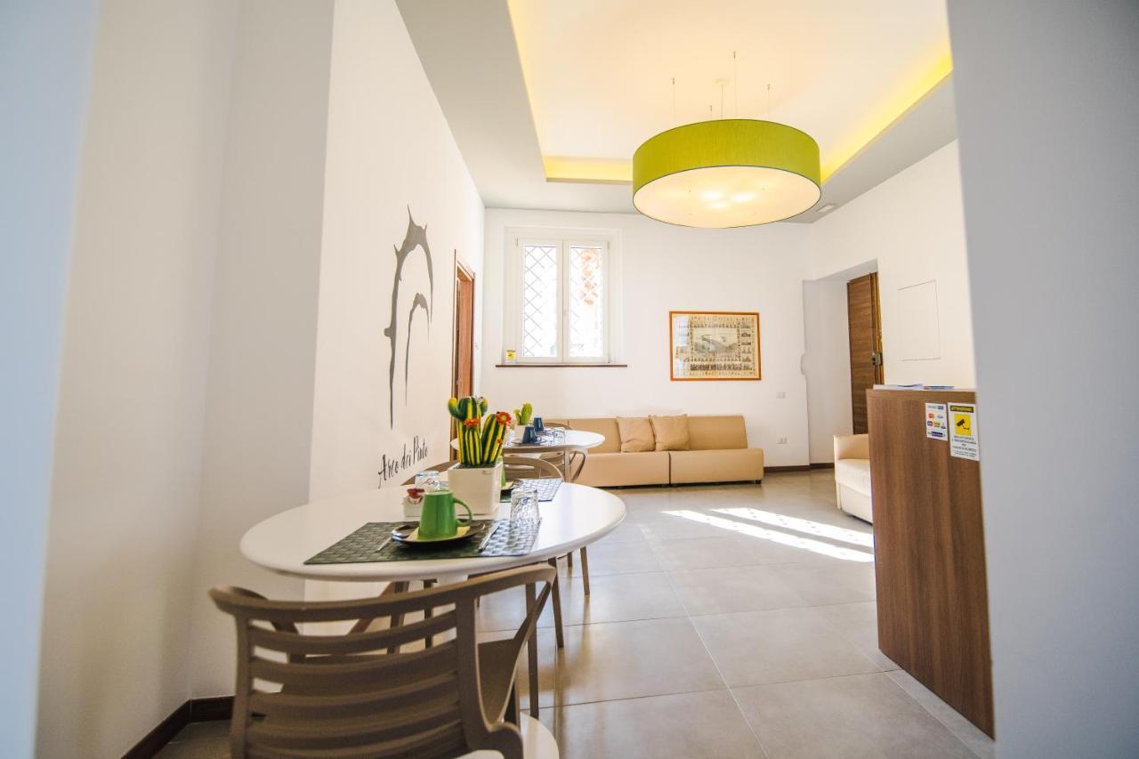 Arco Dei Pinto Bed & Breakfast Salerno Dış mekan fotoğraf